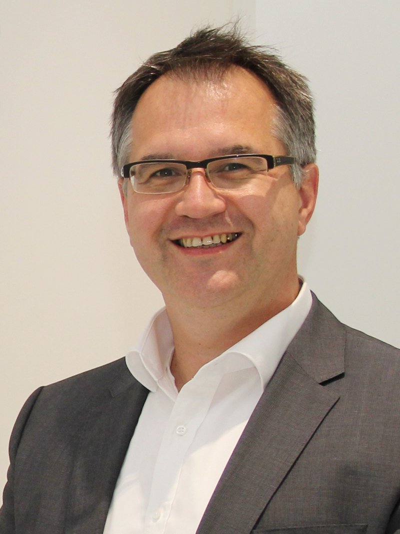 Dr. Holger Bartz